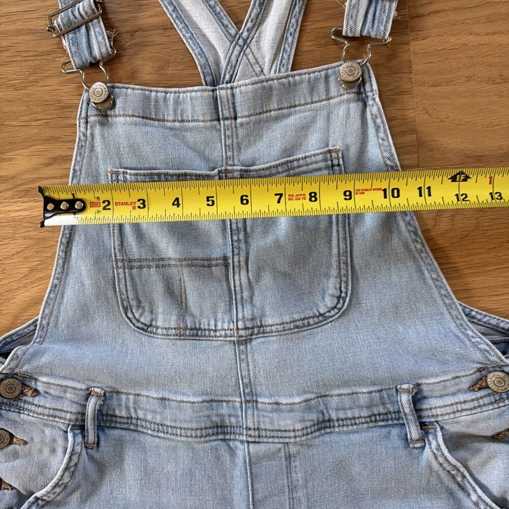 Sonoma Women Denim Bib Overalls M Light Blue Stretch Jean Grunge Streetwear Chic - Picture 9 of 16